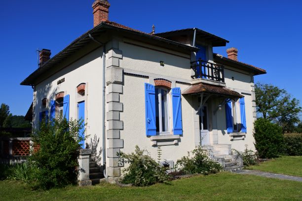 Photograph of Maison French